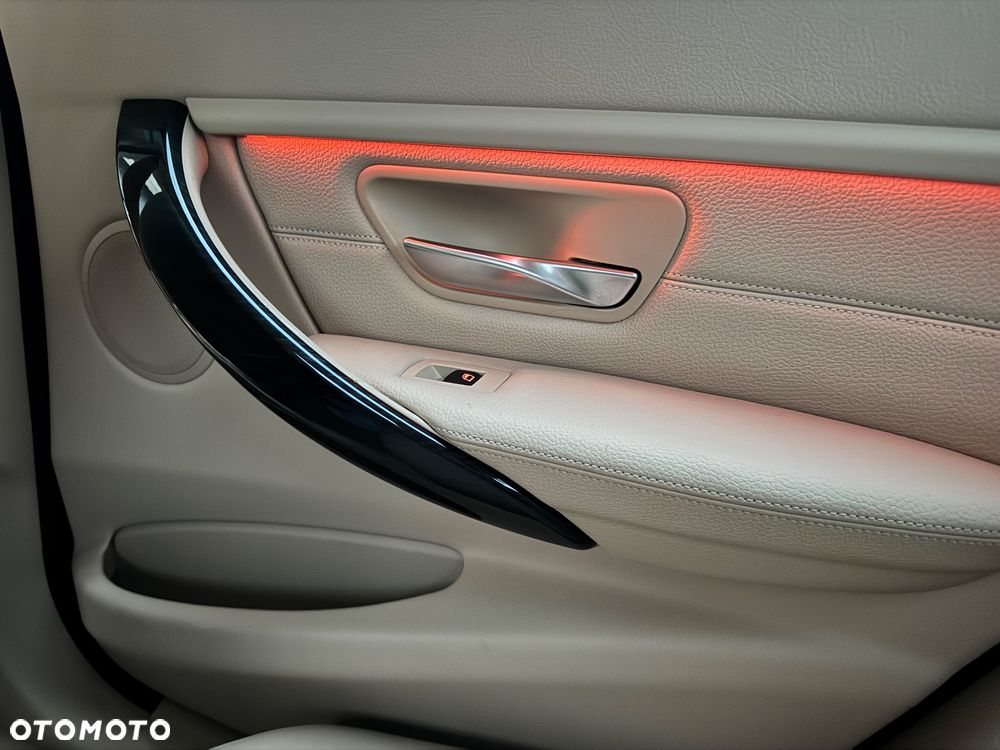 BMW Seria 3 ActiveHybrid Luxury Line - 37