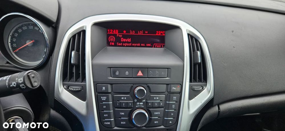 Opel Astra - 33