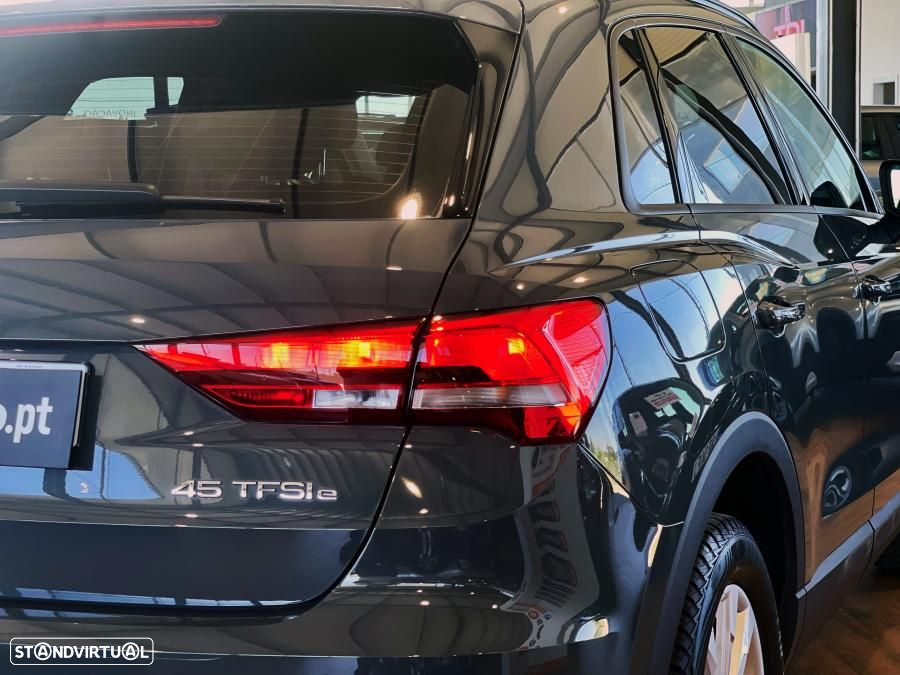 Audi Q3 45 TFSIe S tronic - 7