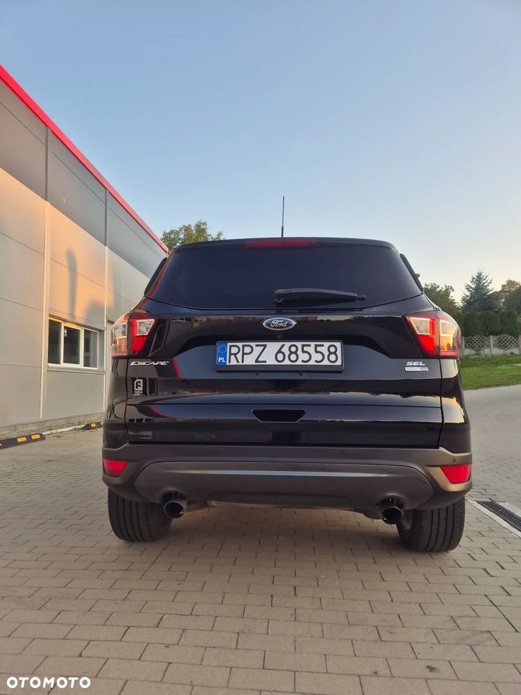 Ford Escape 2.0 EcoBoost AWD Titanium - 8