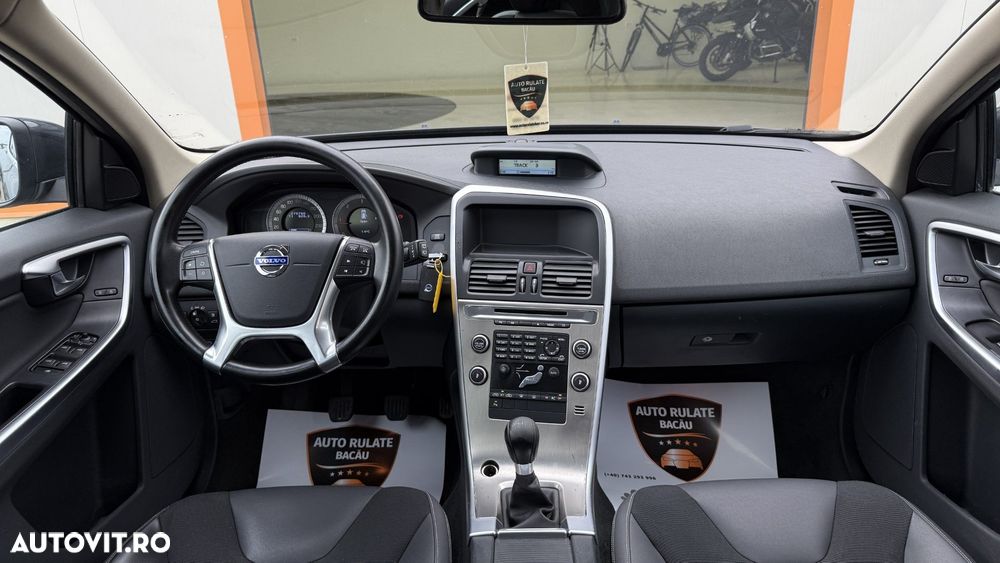 Volvo XC 60 - 8