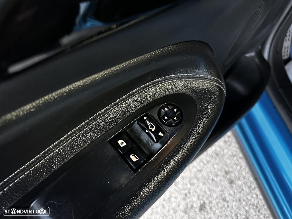 Citroën DS3 1.6 e-HDi Graphic Art - 19