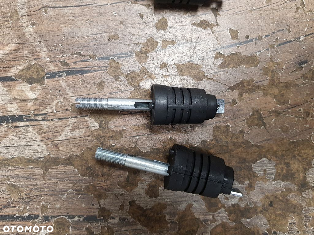 Mocowanie kierunkowskazu Honda VF700 VF750 VT700 VT750 CB1000C - 3