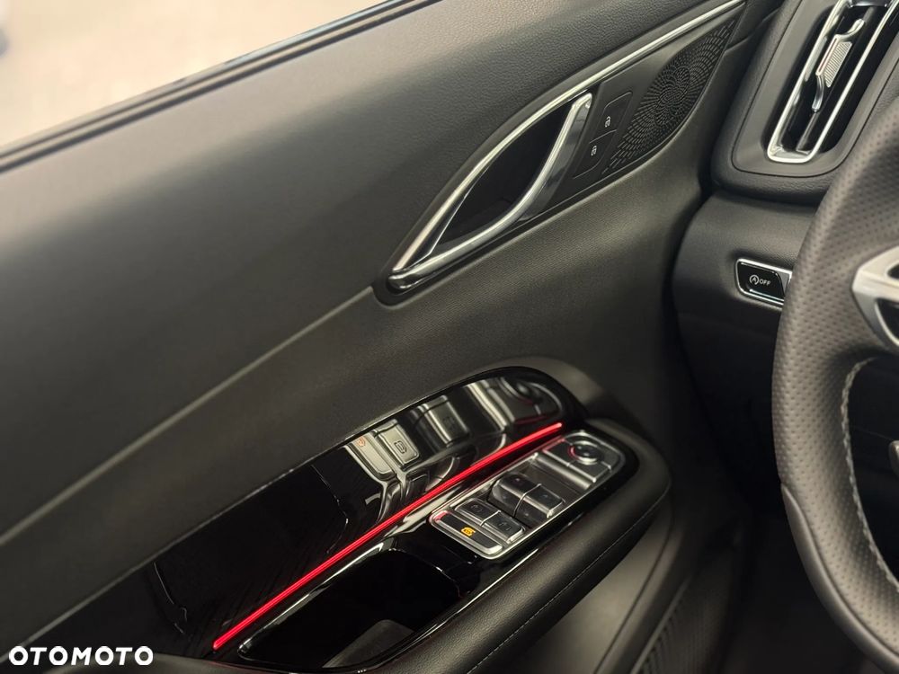 Hongqi HS3 1.5T FWD - 9