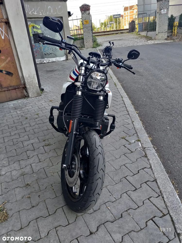BMW K - 8
