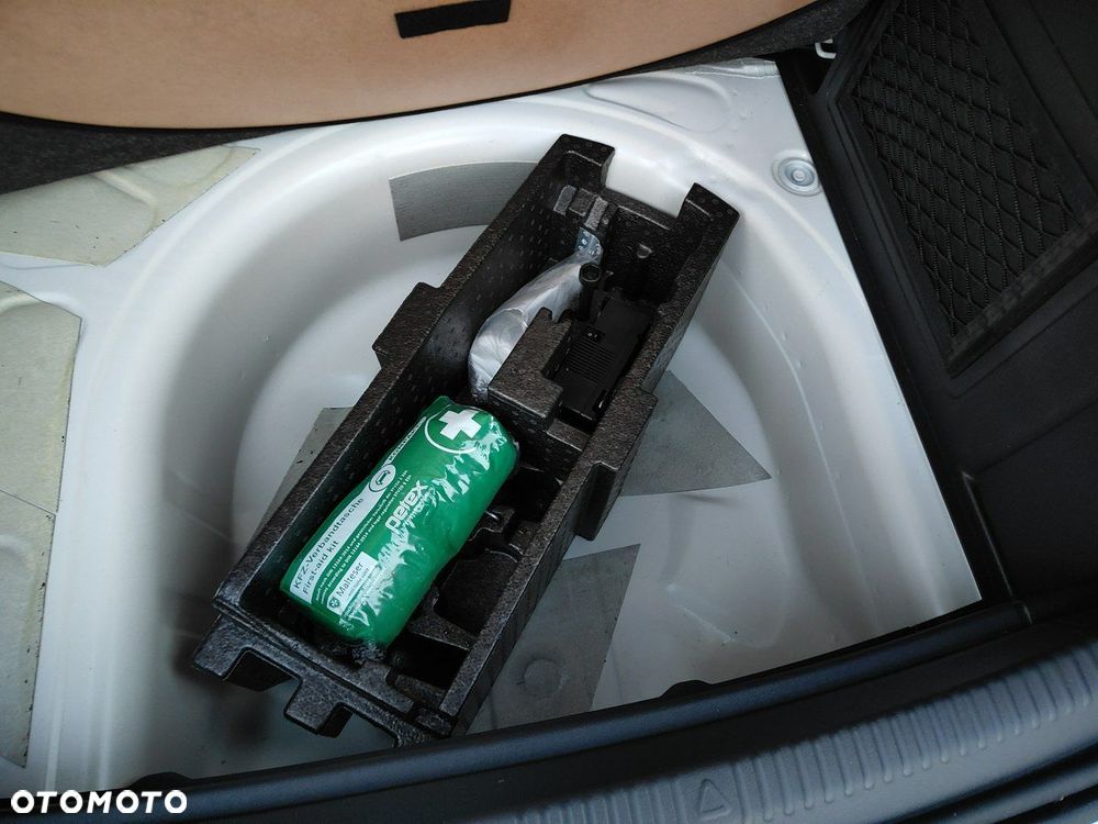 Skoda RAPID 1.0 TSI Clever - 28