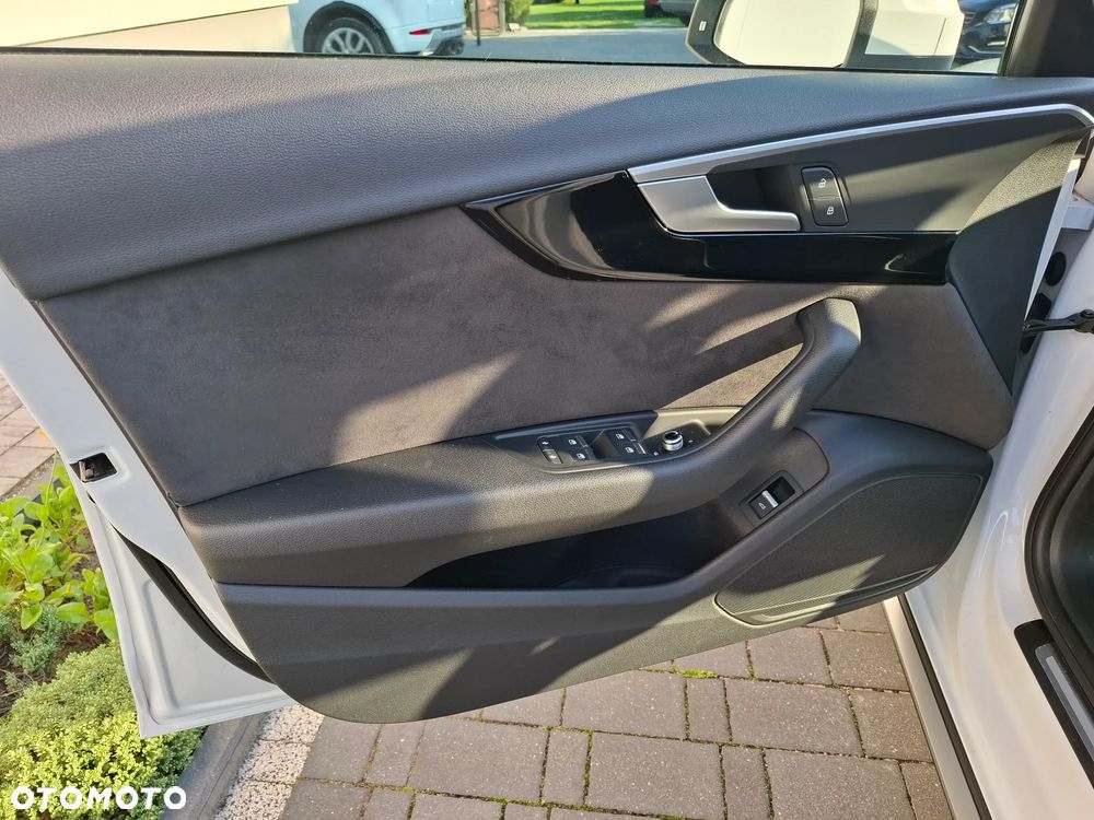 Audi A4 Allroad - 11