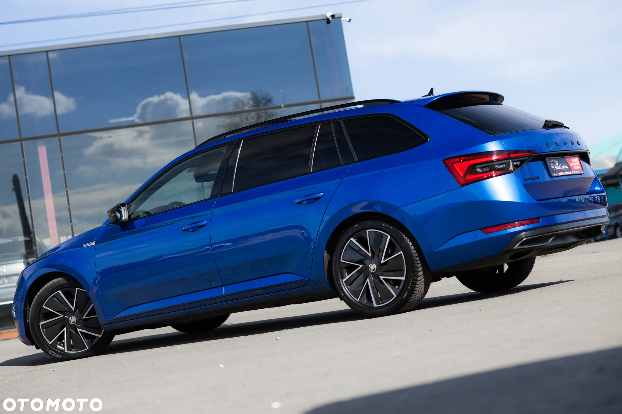 Skoda Superb 2.0 TDI DSG Sportline - 13