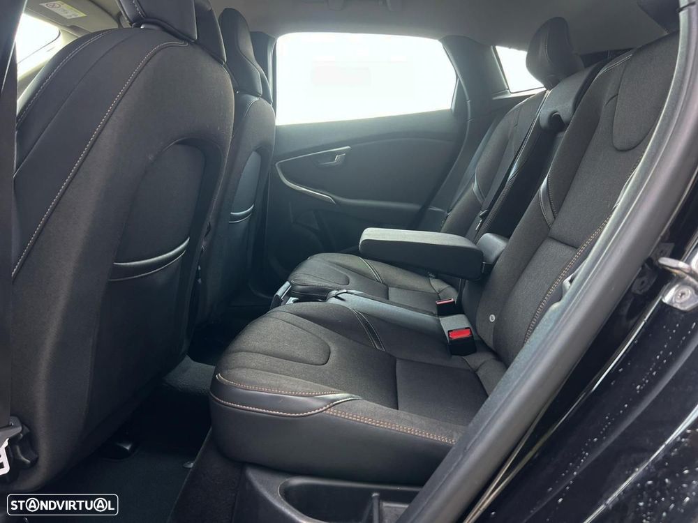 Volvo V40 Cross Country 2.0 D3 - 5