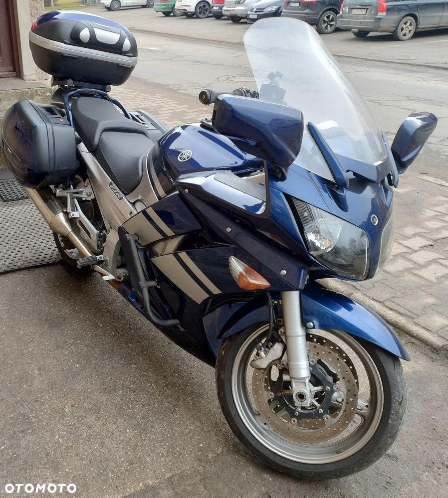 Yamaha FJR - 2