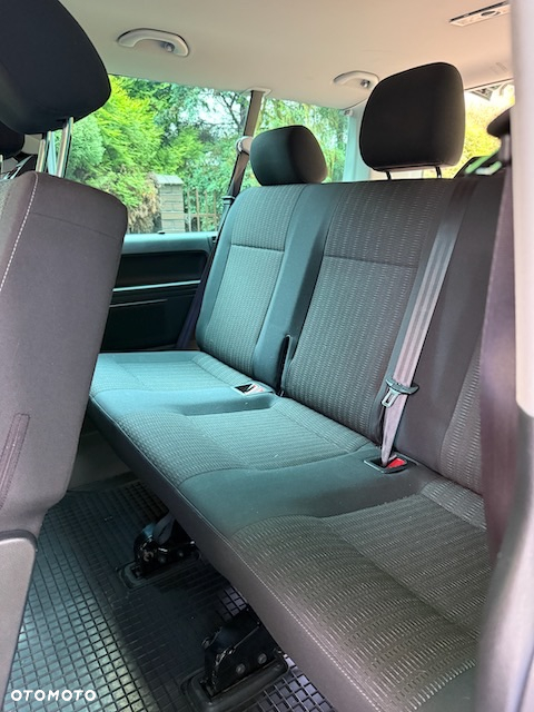 Volkswagen Caravelle 2.0 TDI L1 Comfortline 4Motion DSG - 9