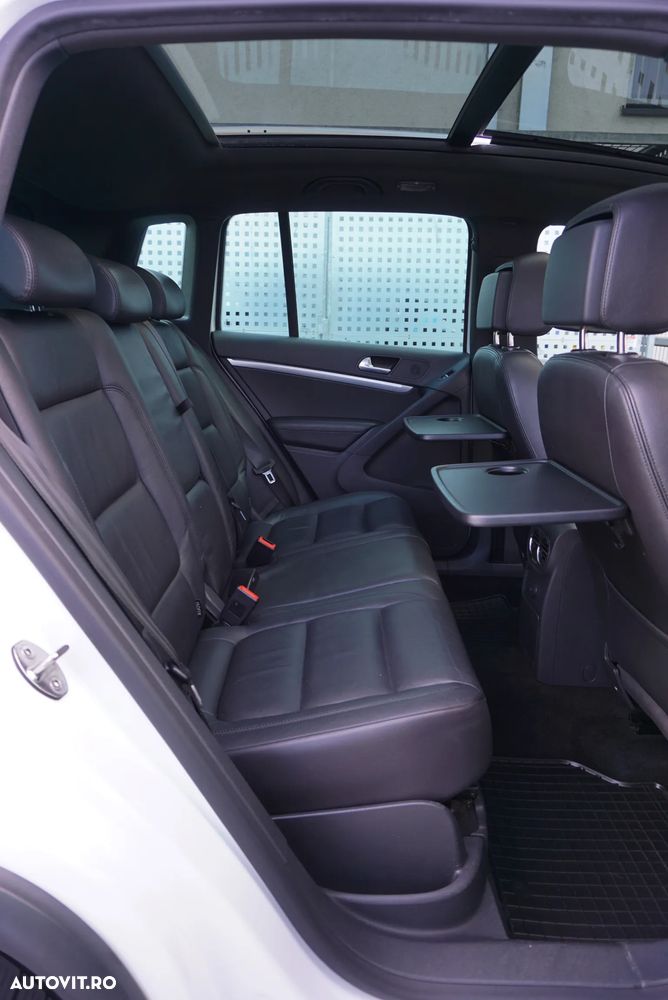 Volkswagen Tiguan 2.0 TDI SCR 4MOTION DSG R-Line - 9