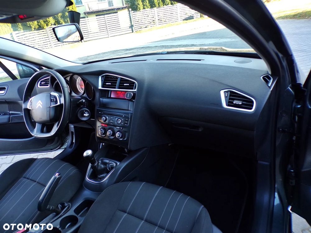 Citroën C4 HDi 90 Attraction - 16