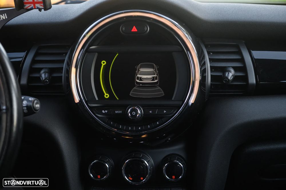 MINI 3 Portas Cooper D - 35