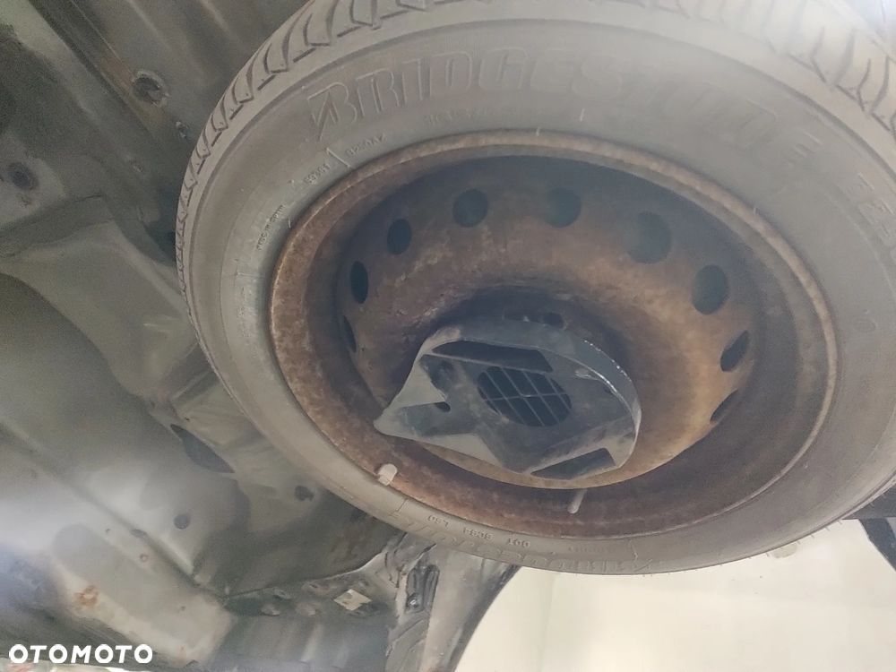 RENAULT CLIO III lift 3D WINDA KOŁA ZAPASOWEGO 2013 - 2