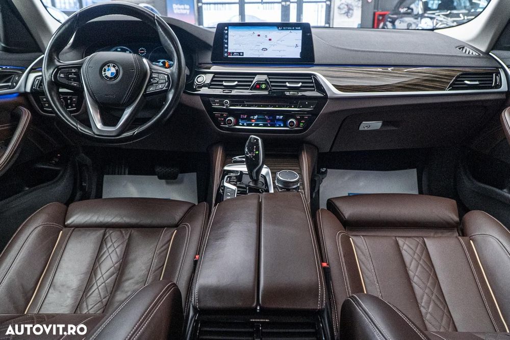 BMW Seria 5 530e iPerformance Aut. Luxury Line - 40