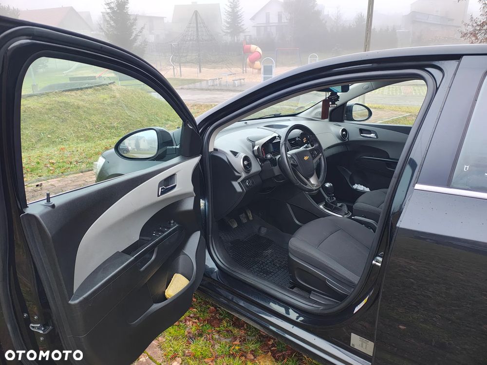 Chevrolet Aveo 1.6 LTZ - 7