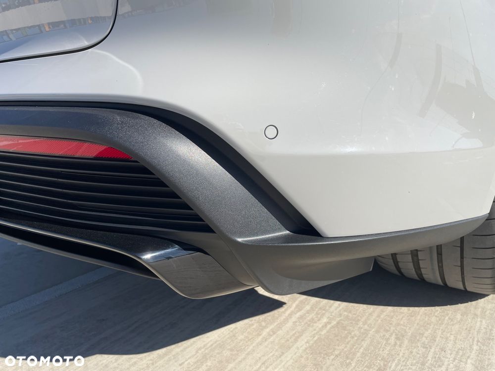 Porsche Taycan GTS - 22