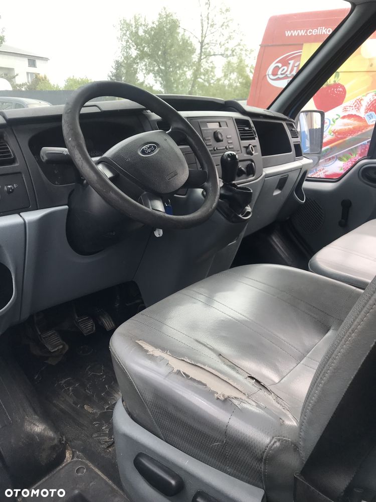 Ford Transit - 6