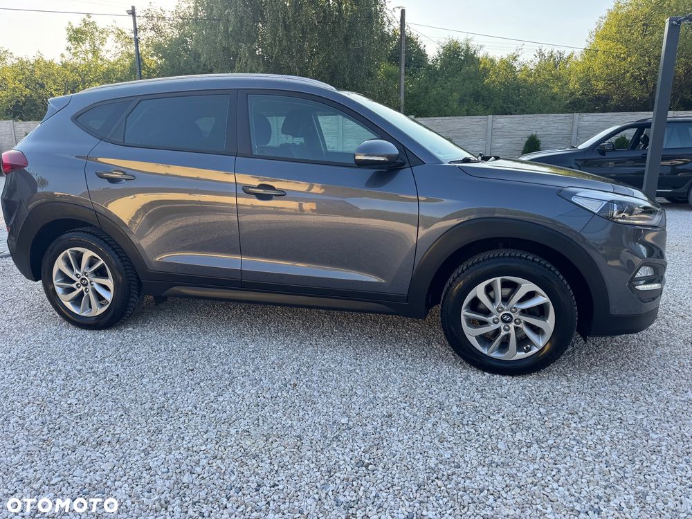 Hyundai Tucson blue 1.6 GDi 2WD Intro Edition - 16