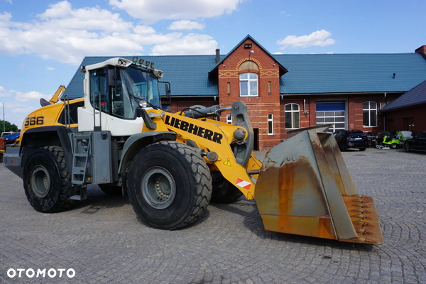 Liebherr L 566 xPower