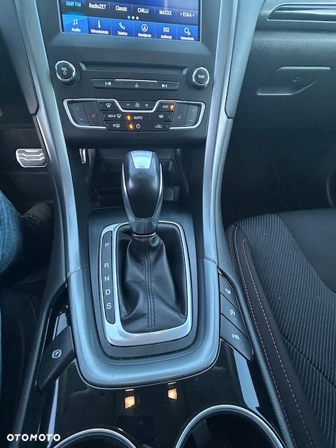 Ford Mondeo Turnier 2.0 TDCi Start-Stopp PowerShift-Aut ST-Line - 18