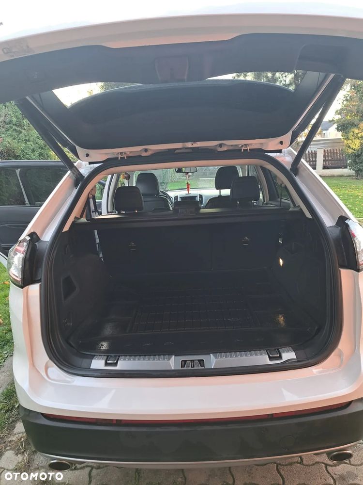 Ford Edge 2.0 TDCi Bi-Turbo 4x4 Titanium - 8