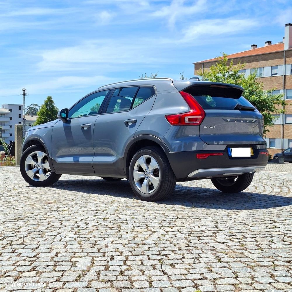 Volvo XC 40 1.5 T3 Momentum - 4