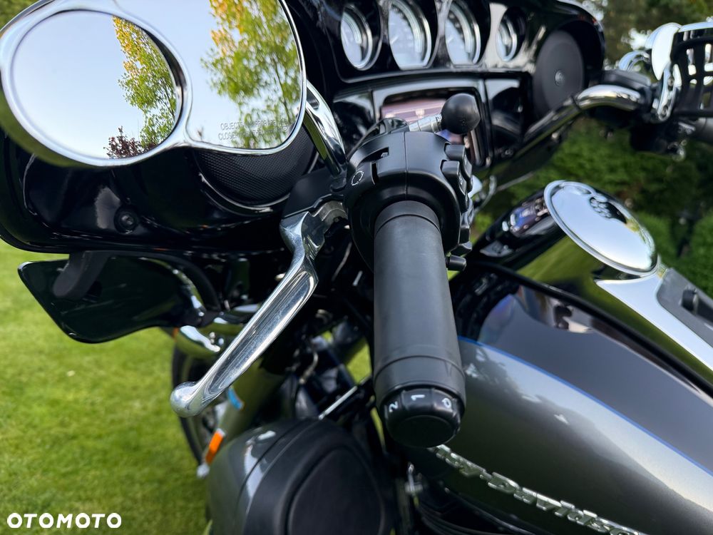 Harley-Davidson Touring Ultra Limited - 10