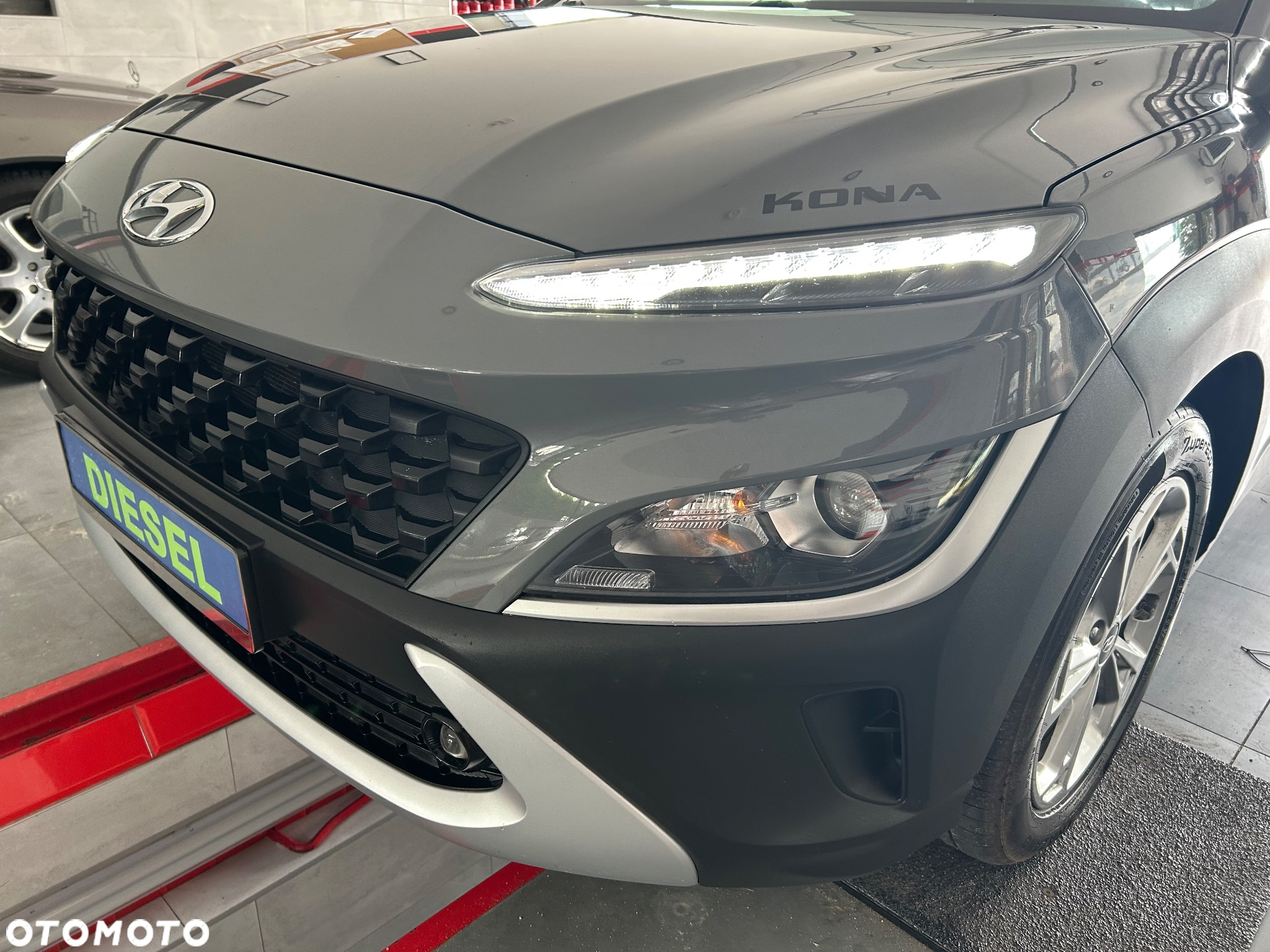 Hyundai Kona 1.6 GDI DCT Hybrid Premium - 32