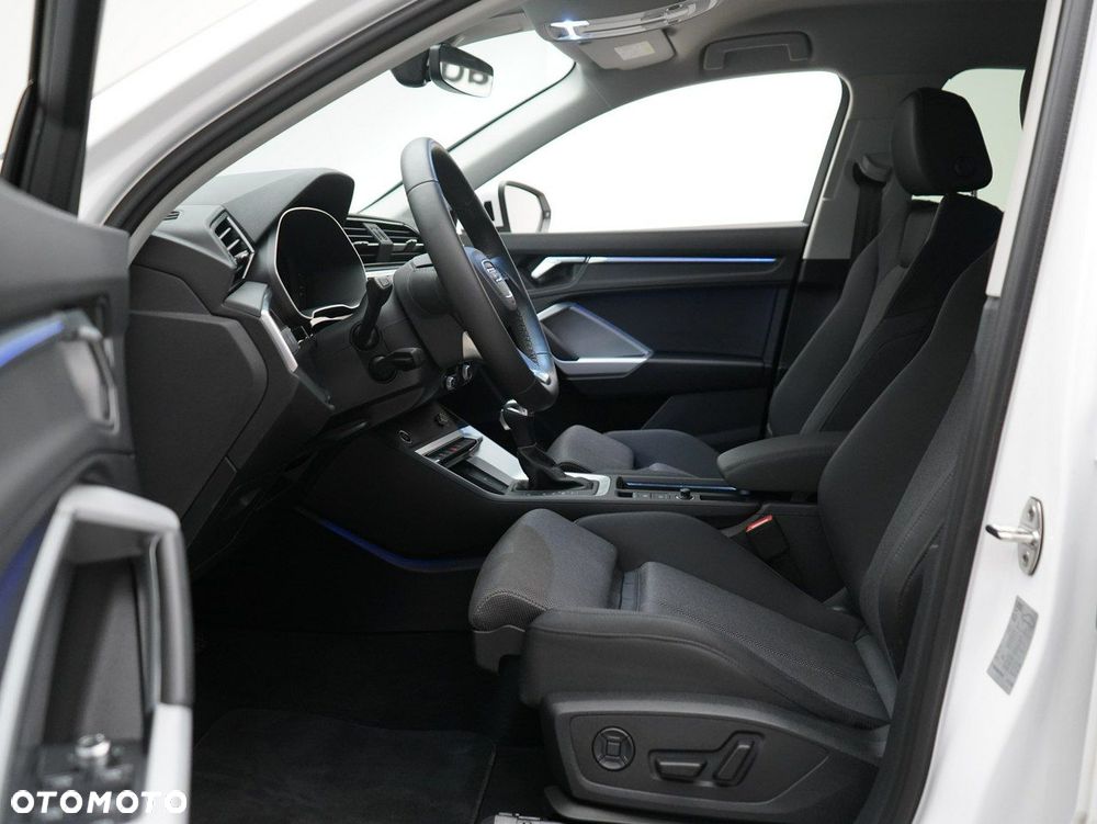 Audi Q3 Sportback - 17