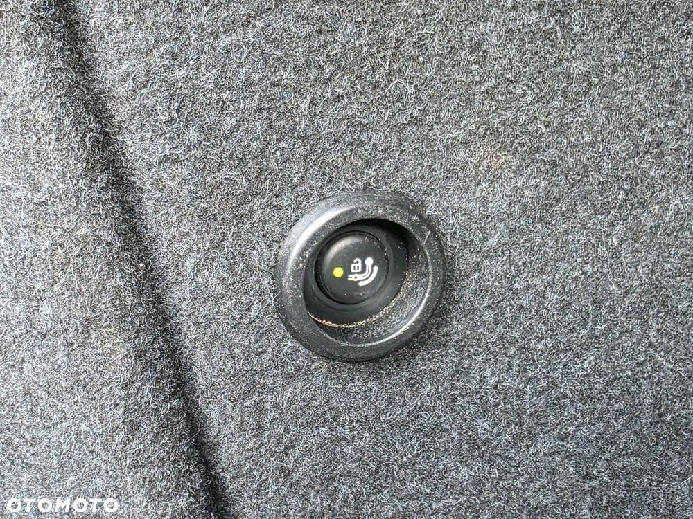 BMW Seria 5 525xi Edition Exclusive - 26