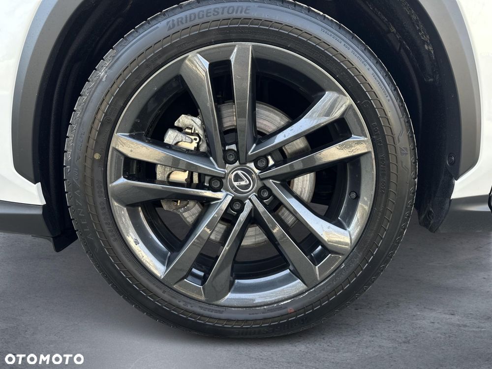 Lexus NX - 23