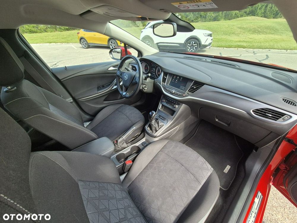 Opel Astra 1.4 T 120 Lat - 17