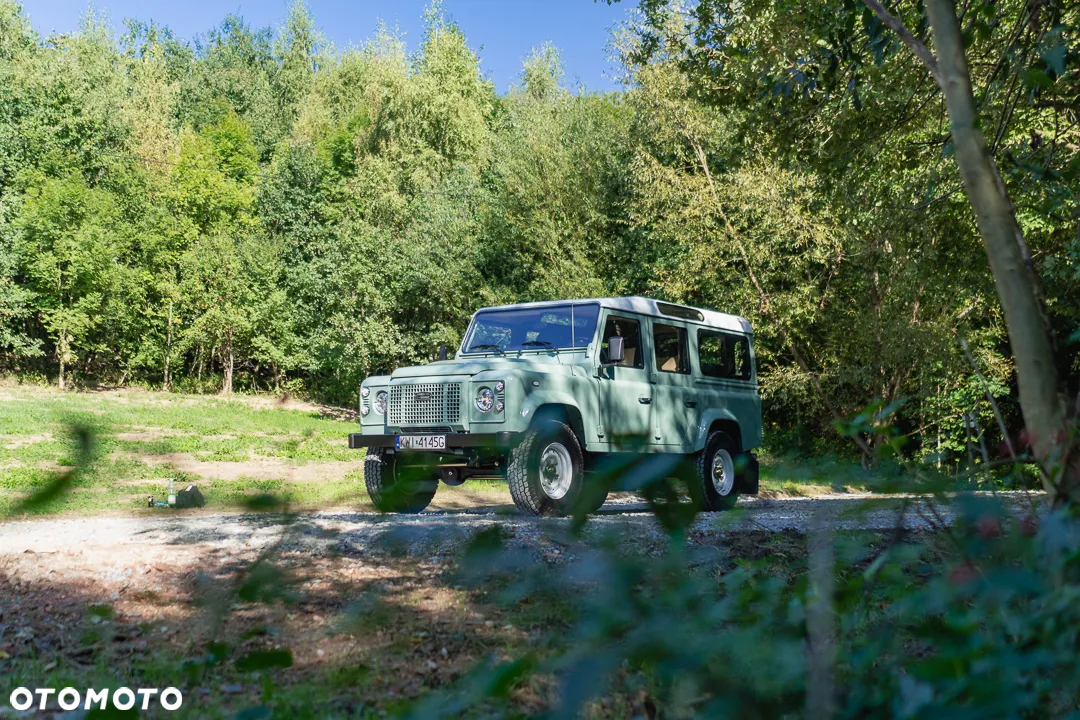 Land Rover Defender 110 2.4 TD4 SE - 4