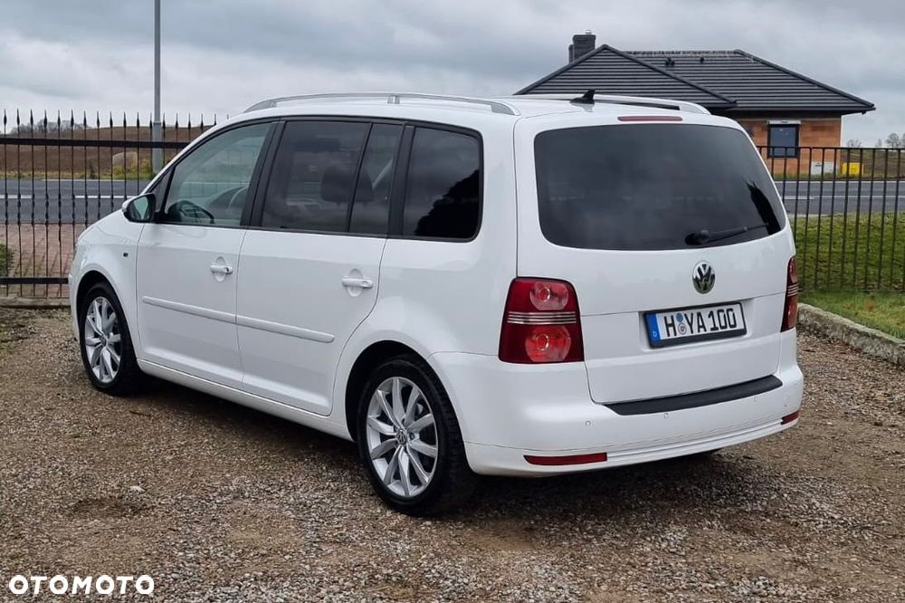 Volkswagen Touran 2.0 TDI DPF R-Line Edition - 13