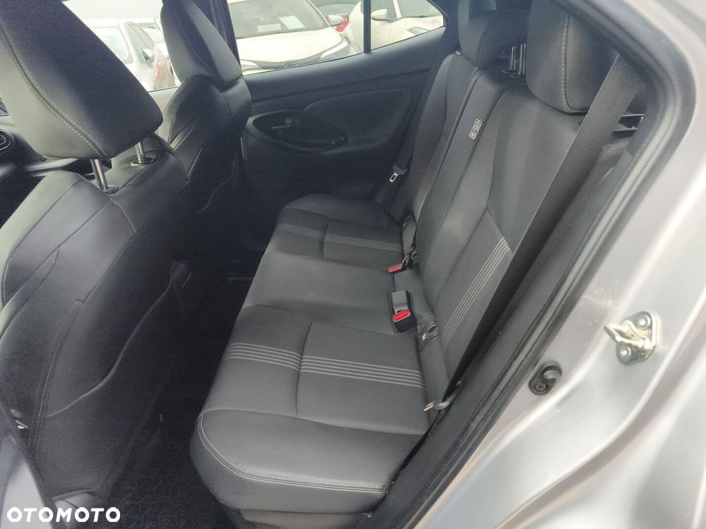 Toyota Yaris Cross Hybrid 1.5 Adventure - 26