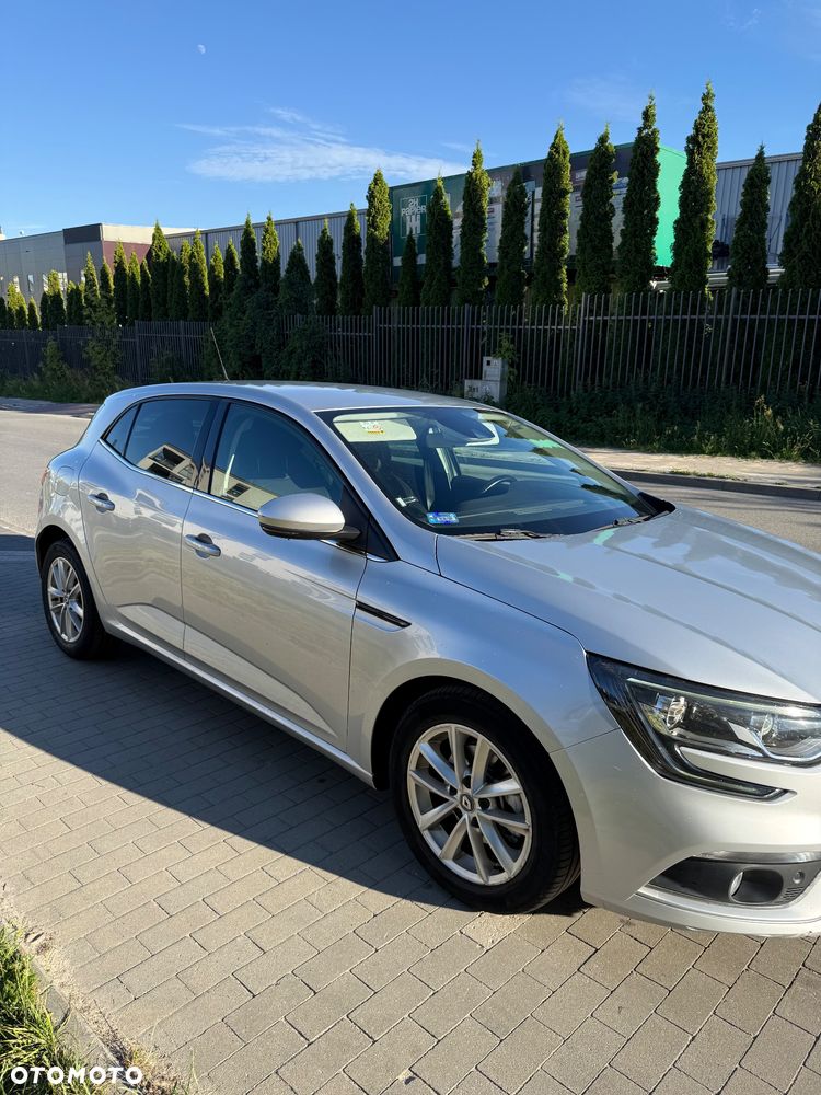 Renault Megane 1.5 dCi Limited EDC - 5