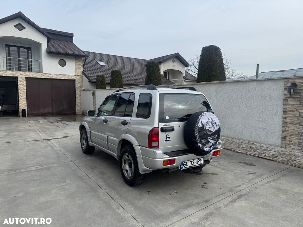 Suzuki Grand Vitara 2.0 TD - 3