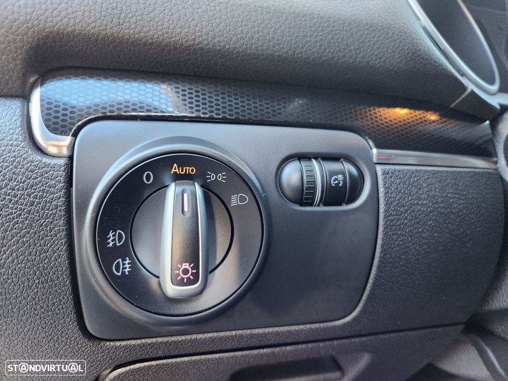 VW Golf 2.0 GTI Edition 35 - 18