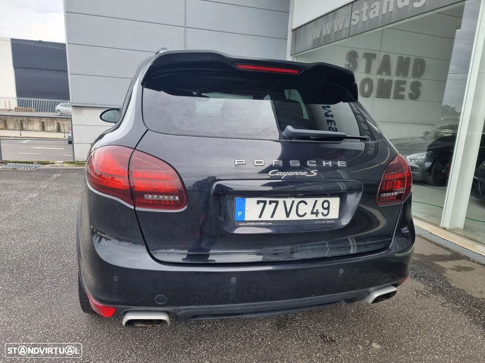 Porsche Cayenne Standard - 5