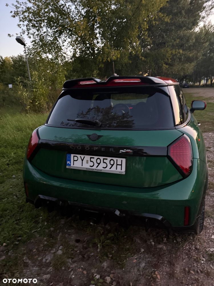 MINI John Cooper Works - 10