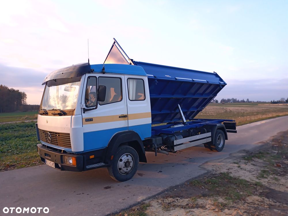 Mercedes-Benz 814 - 11