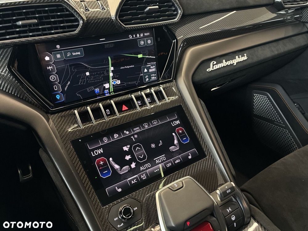 Lamborghini Urus - 13