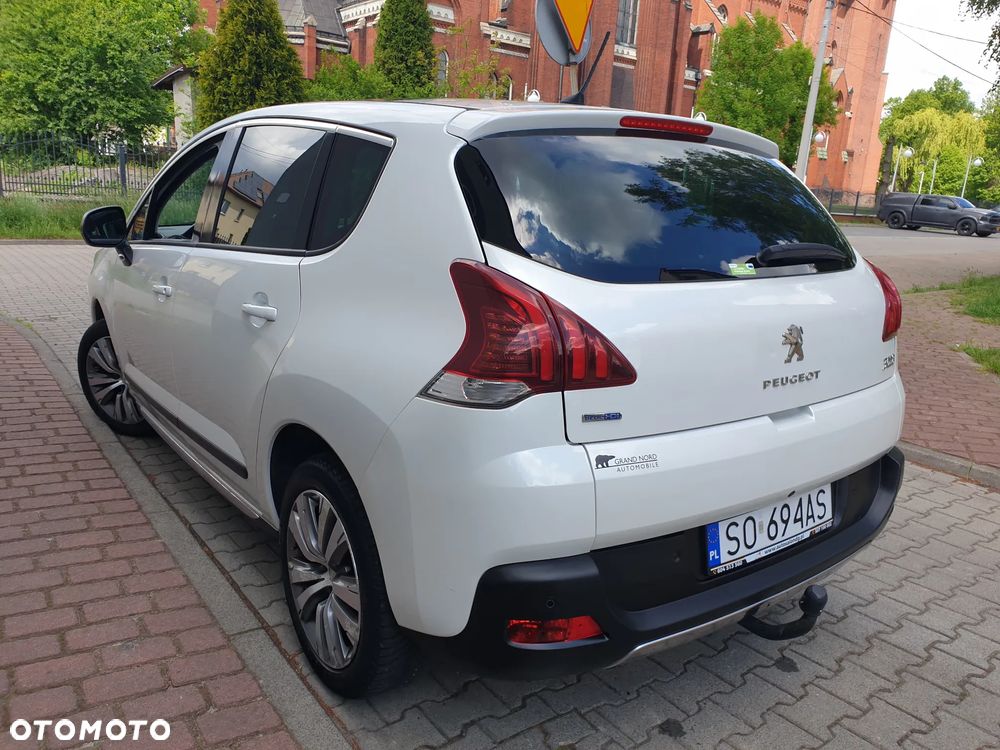 Peugeot 3008 HDi 150 Allure - 17