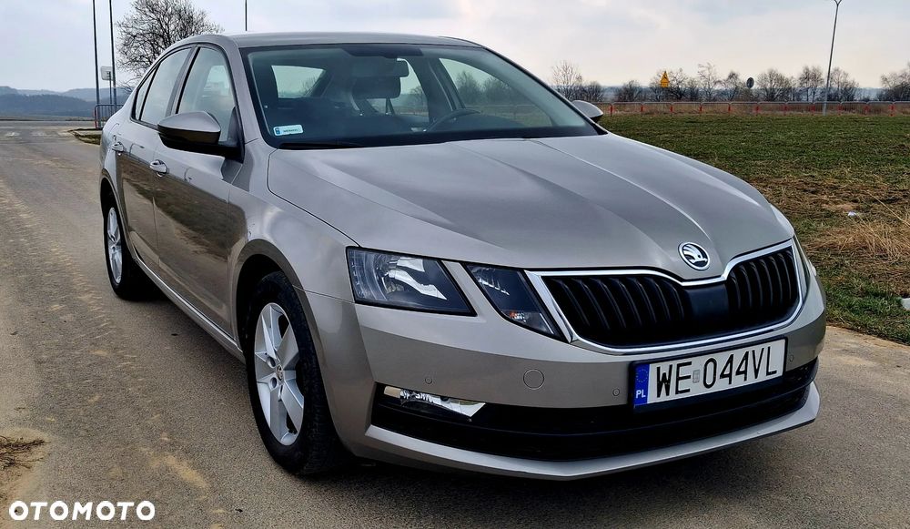 Skoda Octavia 1.6 TDI SCR Ambition - 1