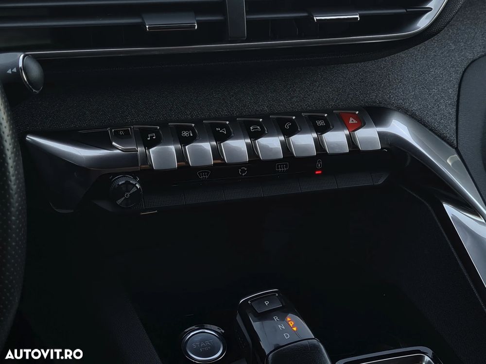 Peugeot 3008 1.6 THP EAT6 GT-Line - 38
