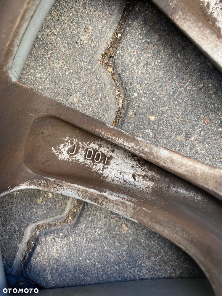 Koła aluminiowe 17’ toyota Lexus  225/45/17 - 17