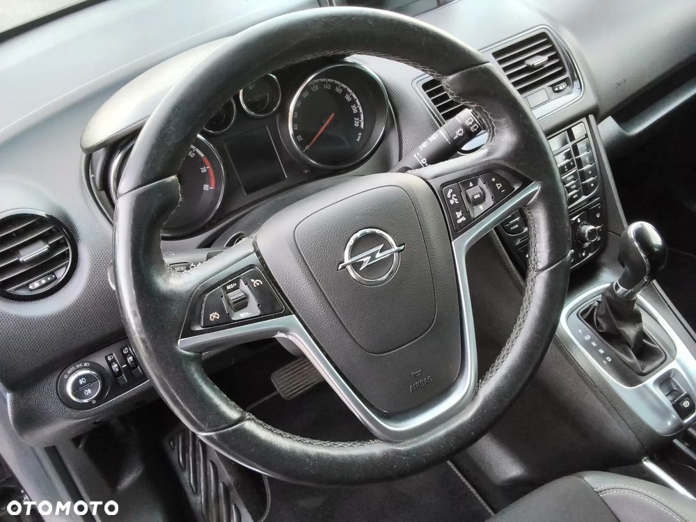 Opel Meriva - 38