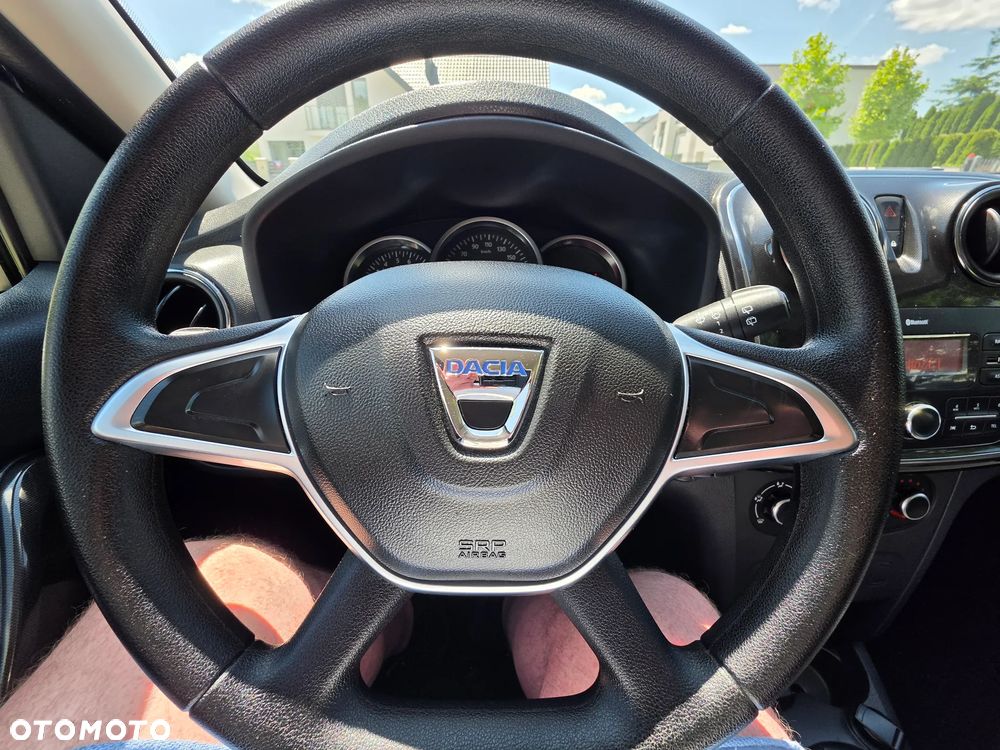 Dacia Sandero SCe 75 Essentiel - 9